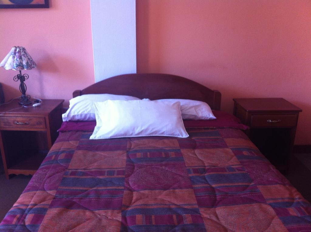 Hostal Tres Mascaras أياكوتشو المظهر الخارجي الصورة